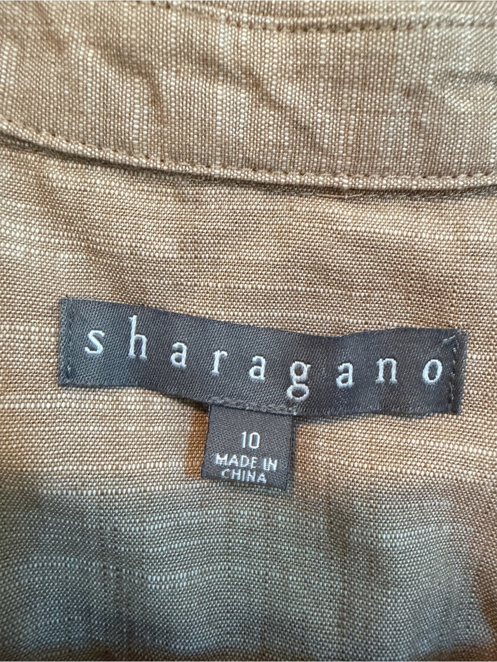 Sharagano Sleeveless Zip Front Belted Dress in Light Taupe - Size 10 - Picture 2 of 3